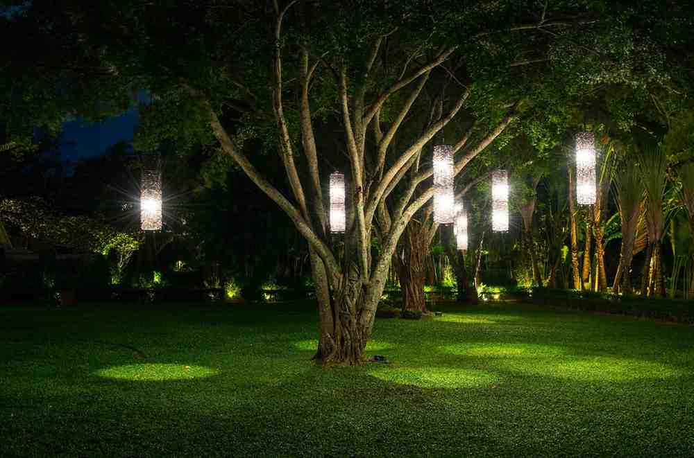 What Type of Lighting is Best for Outdoors?